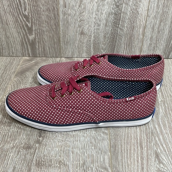 NWOT Keds Champion Burgundy White Polka Dot Canvas Sneakers Eyelet Lace Up  8 - Picture 4 of 13